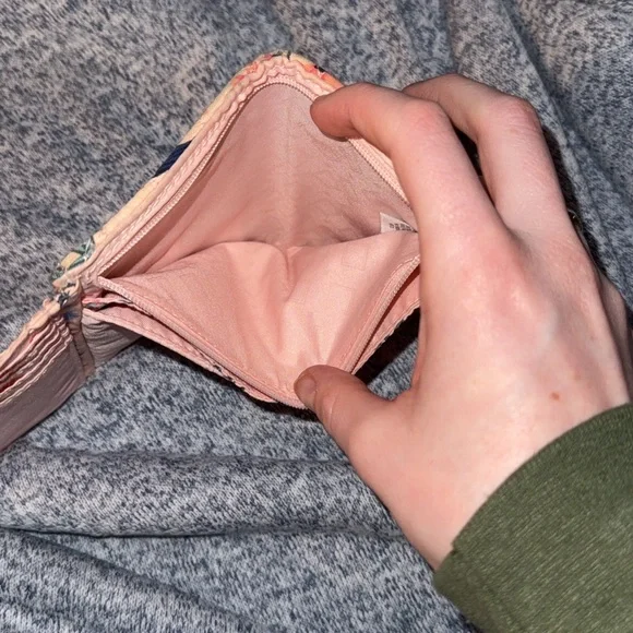 Vera Bradley Women's Cotton RFID Riley Compact Wallet Paradise Coral - Picture 7 of 8